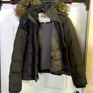 Abercrombie and Fitch coat jacket with detachable fit hood ❤️‍🔥
